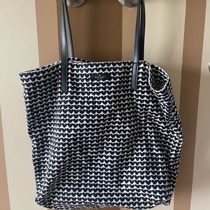 Kate Spade bag, perfect for work or errands!